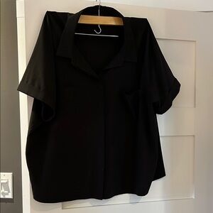 Black Button-Down Short Sleeve Shirt - Women